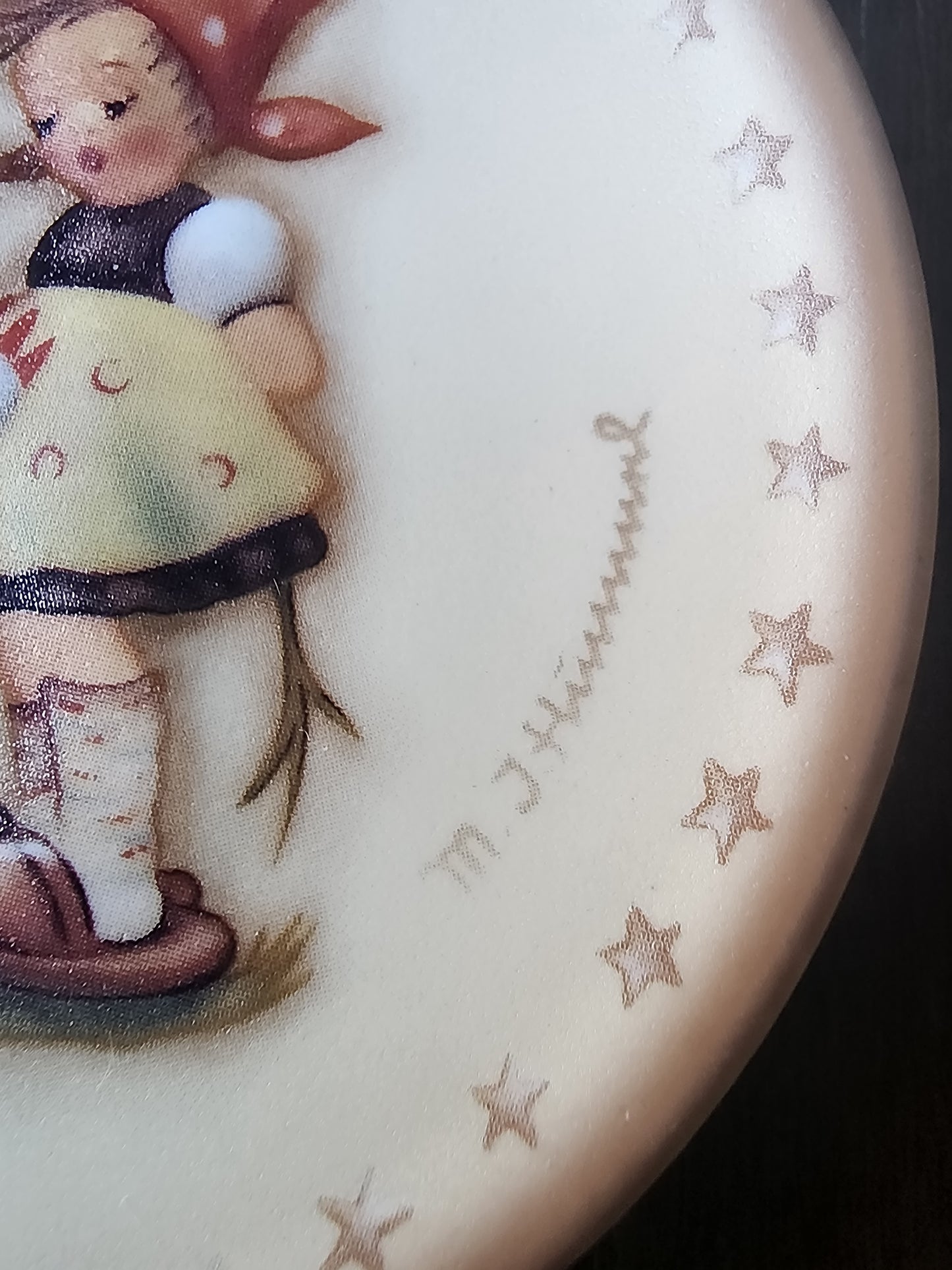 Dollhouse Miniatures MJ Hummel Reproduction Miniature Plate (Girl with Geese) 1995