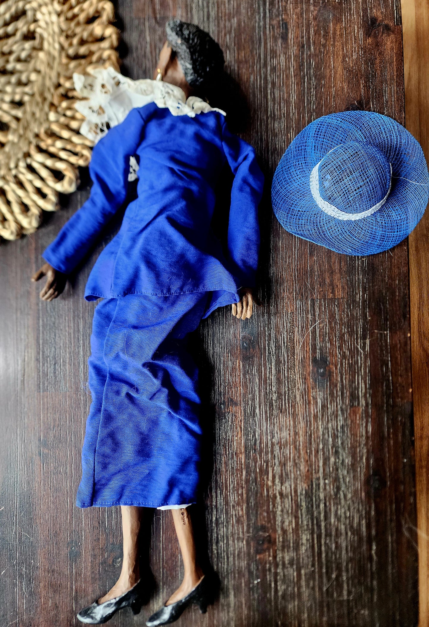 Daddy's Long Legs "JACKIE" 22" Doll #DL33L Original Box, Missing Bible