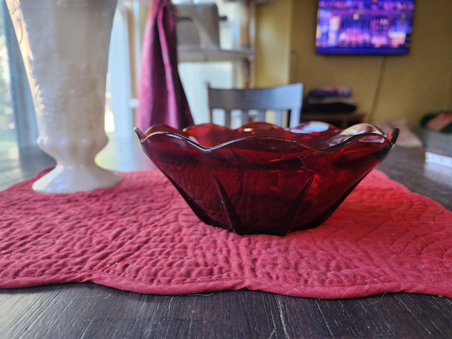 Vintage Glass Bowl Ribbed Wavy Edge 8" Serving Bowl Fruit Bowl
