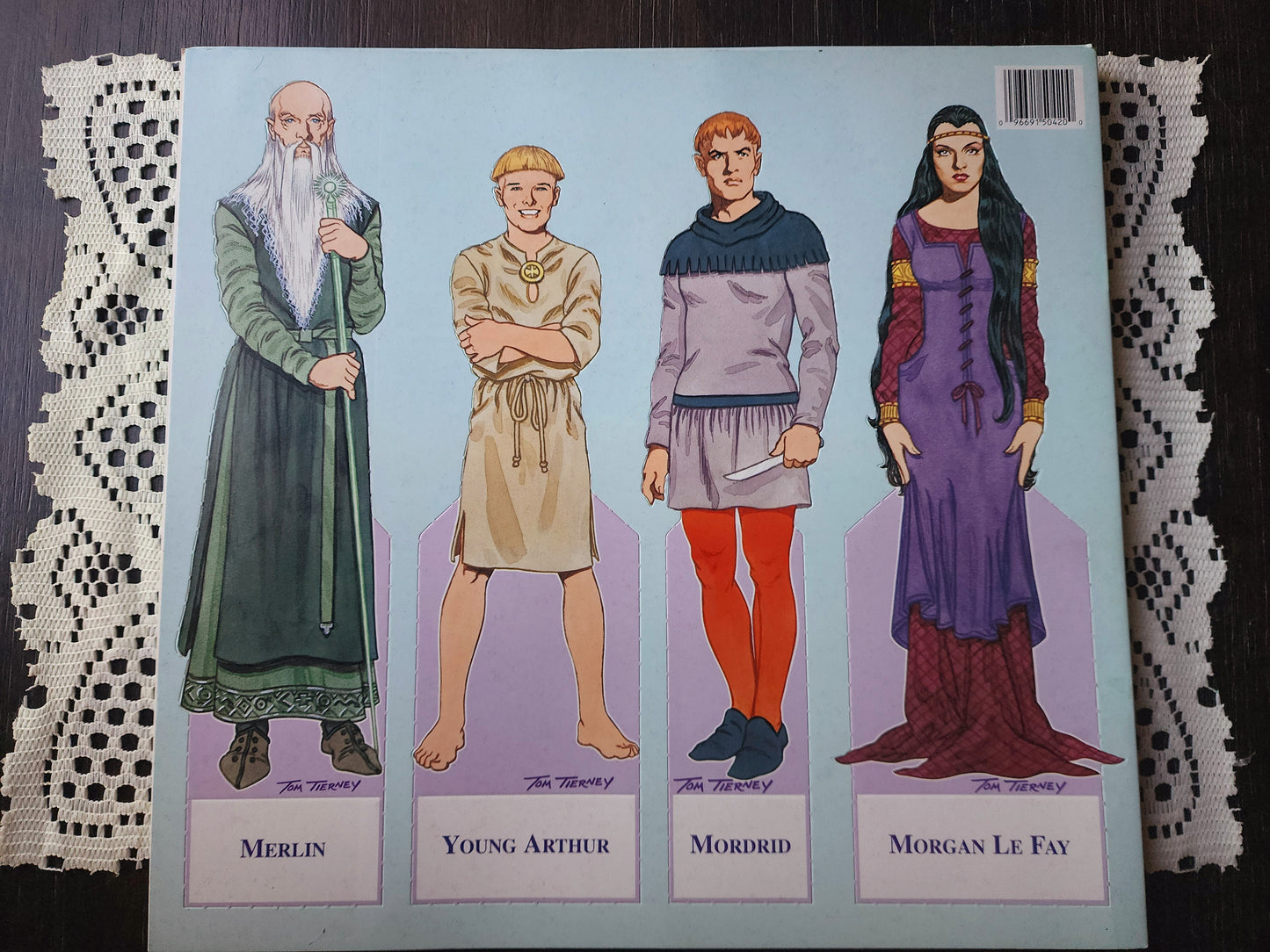 Camelot Paper Dolls by Tom Tierney, Includes 7 Dolls and 11 Costumes