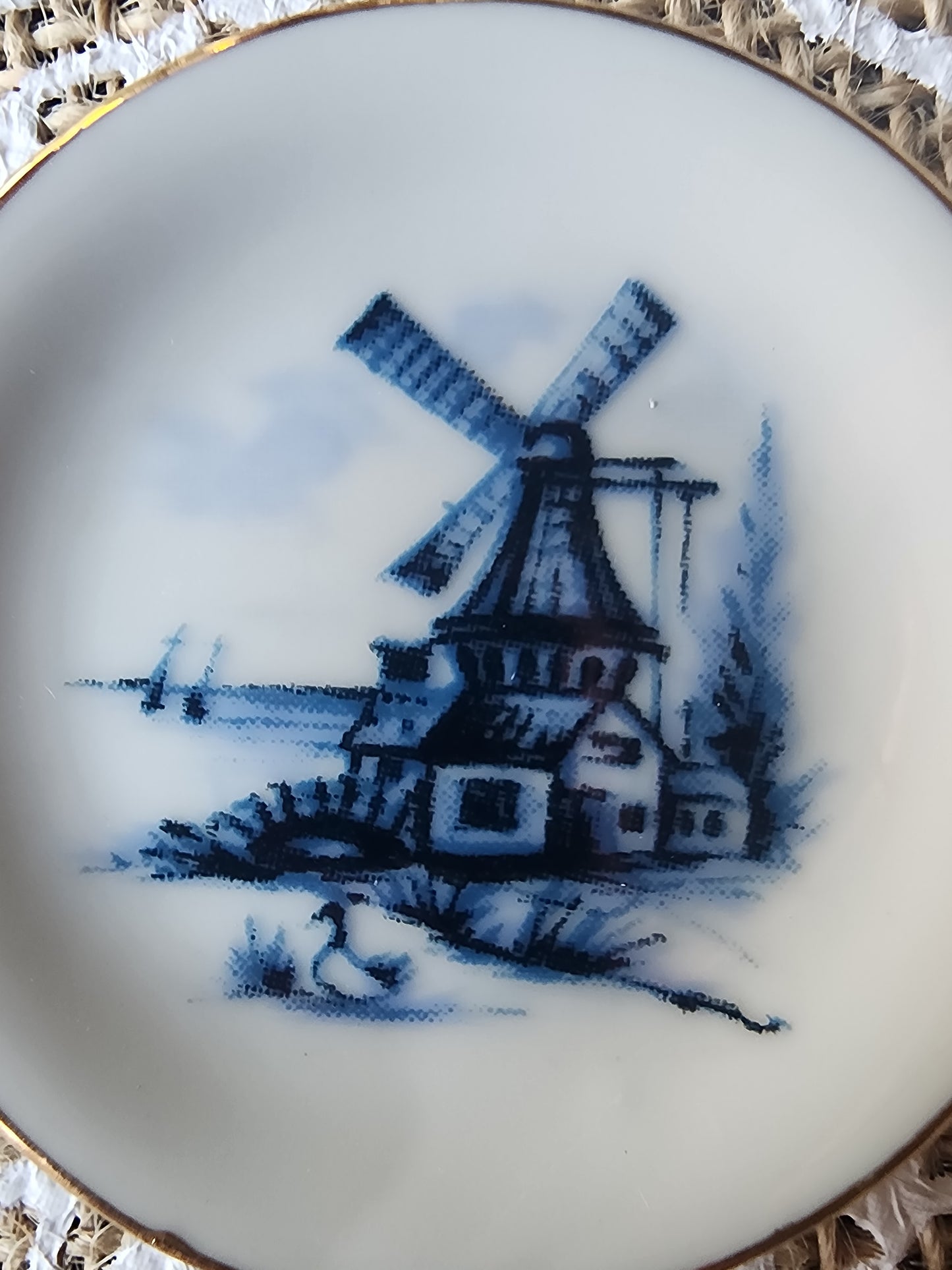 Dollhouse Miniatures Vintage Crown West Fine Porcelain Blue and White Windmill Plate 2"