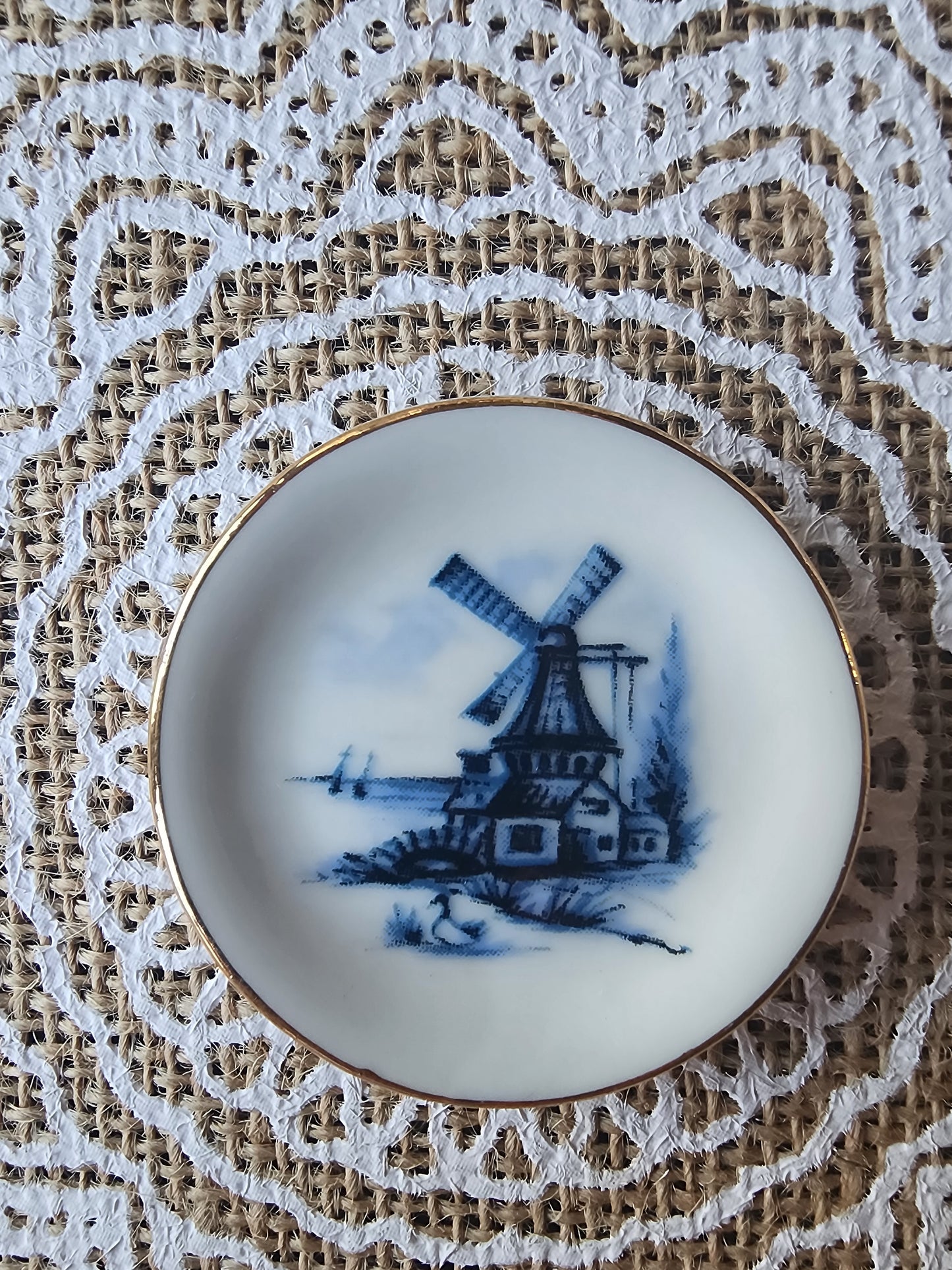 Dollhouse Miniatures Vintage Crown West Fine Porcelain Blue and White Windmill Plate 2"