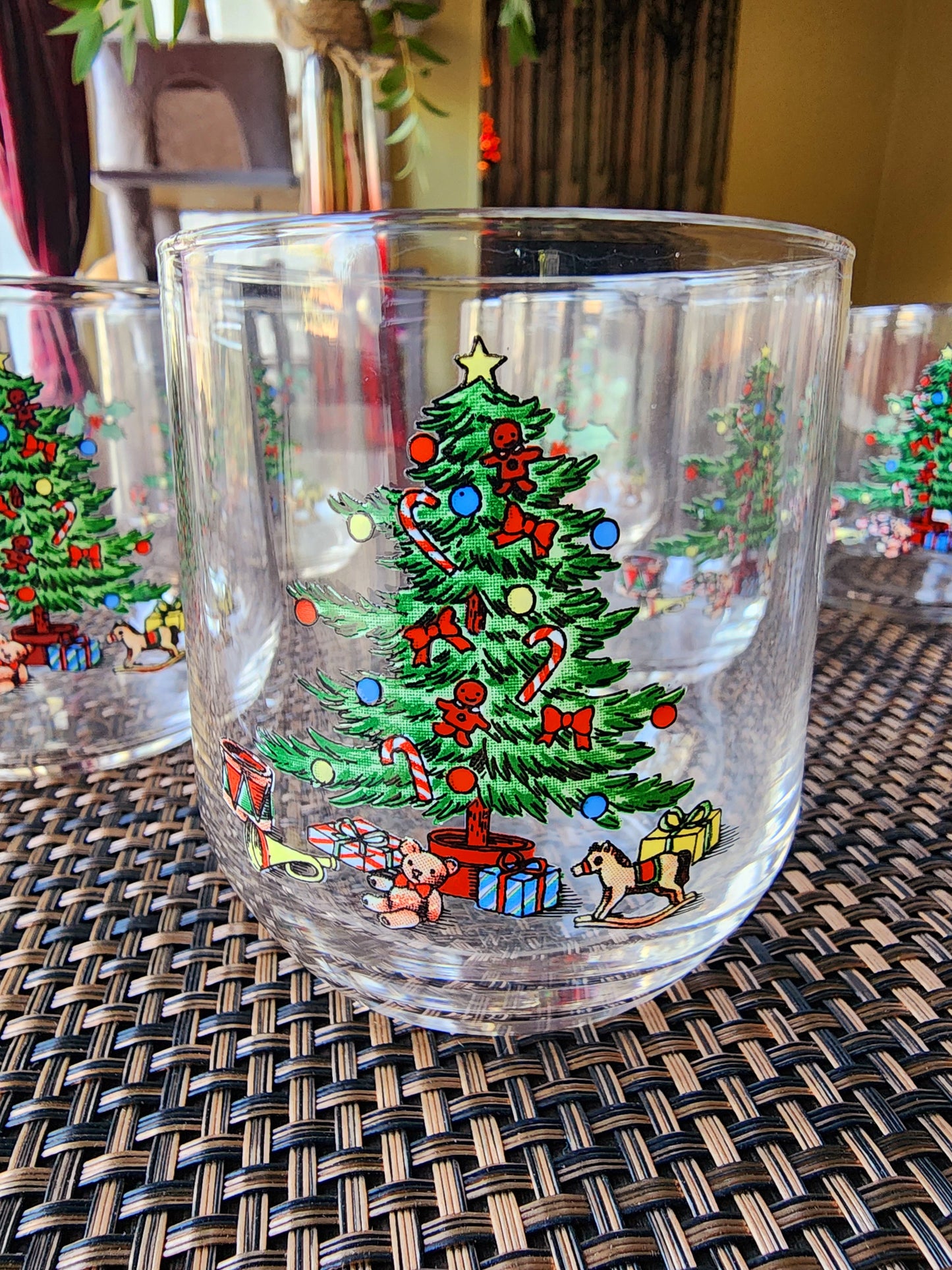 Vintage Luminarc NOEL Christmas Tree Gifts Holiday Eggnog/Punch Bowl Glass Tumblers Set of 10