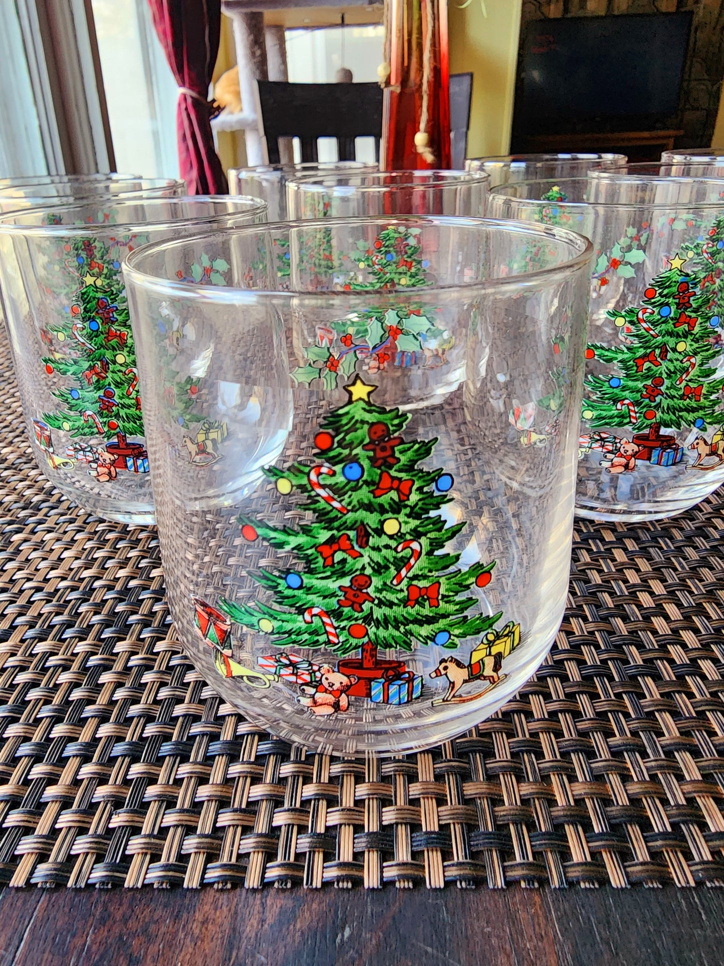 Vintage Luminarc NOEL Christmas Tree Gifts Holiday Eggnog/Punch Bowl Glass Tumblers Set of 10