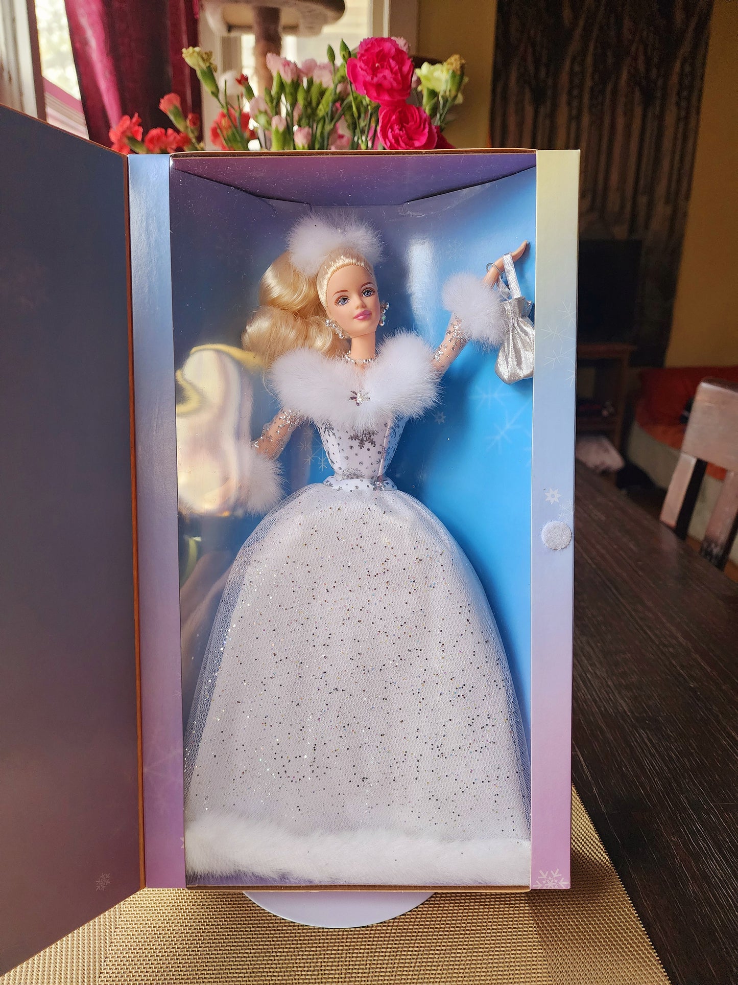 2002 Winter's Reflection Special Edition Barbie by Mattel New in Box #55682