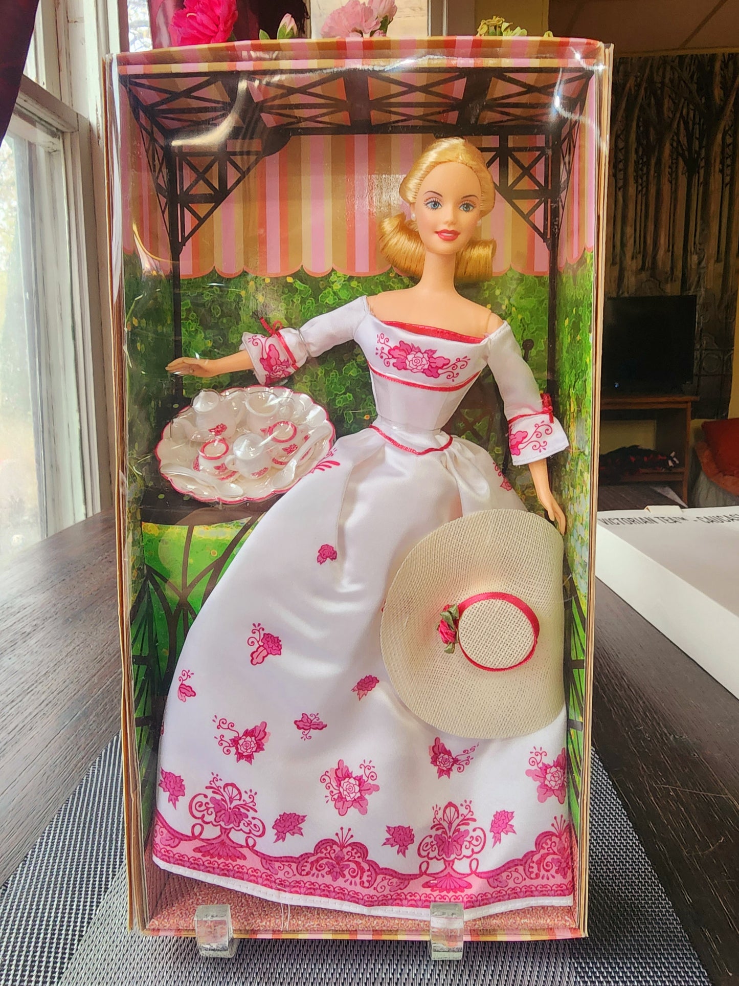 Barbie Victorian Tea - Caucasian Blonde Doll 2002 Mattel, #B0787, New In Box