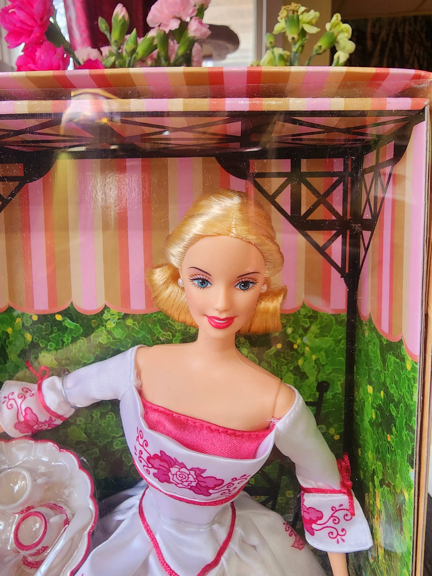 Barbie Victorian Tea - Caucasian Blonde Doll 2002 Mattel, #B0787, New In Box