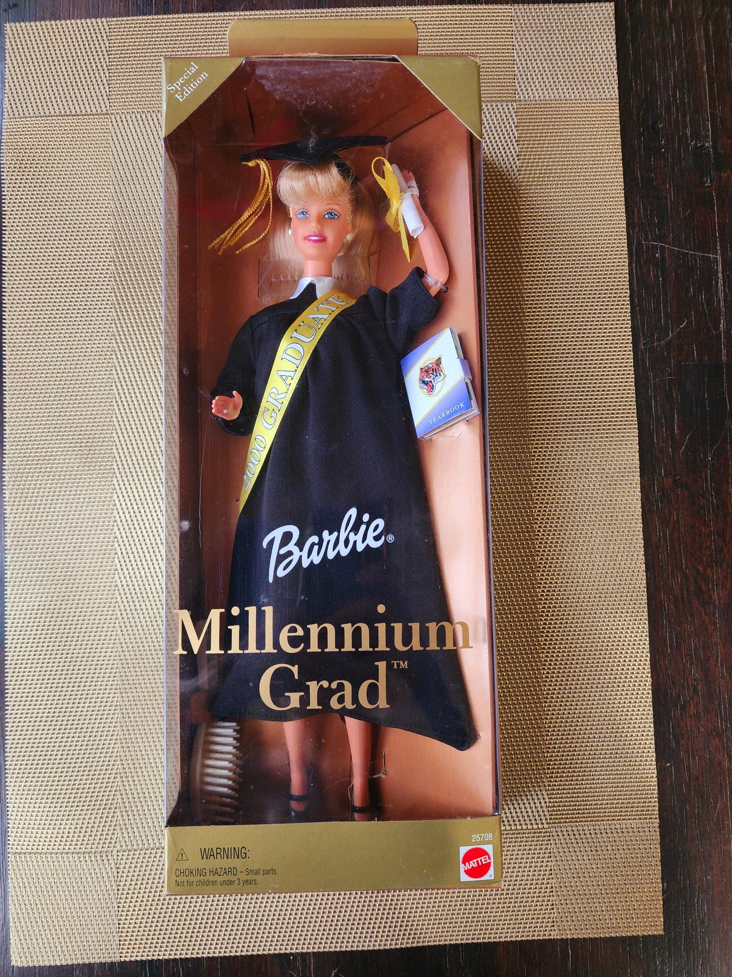 Mattel Barbie Doll Millenium Grad Special Edition Vintage 2000 New In Box #25708