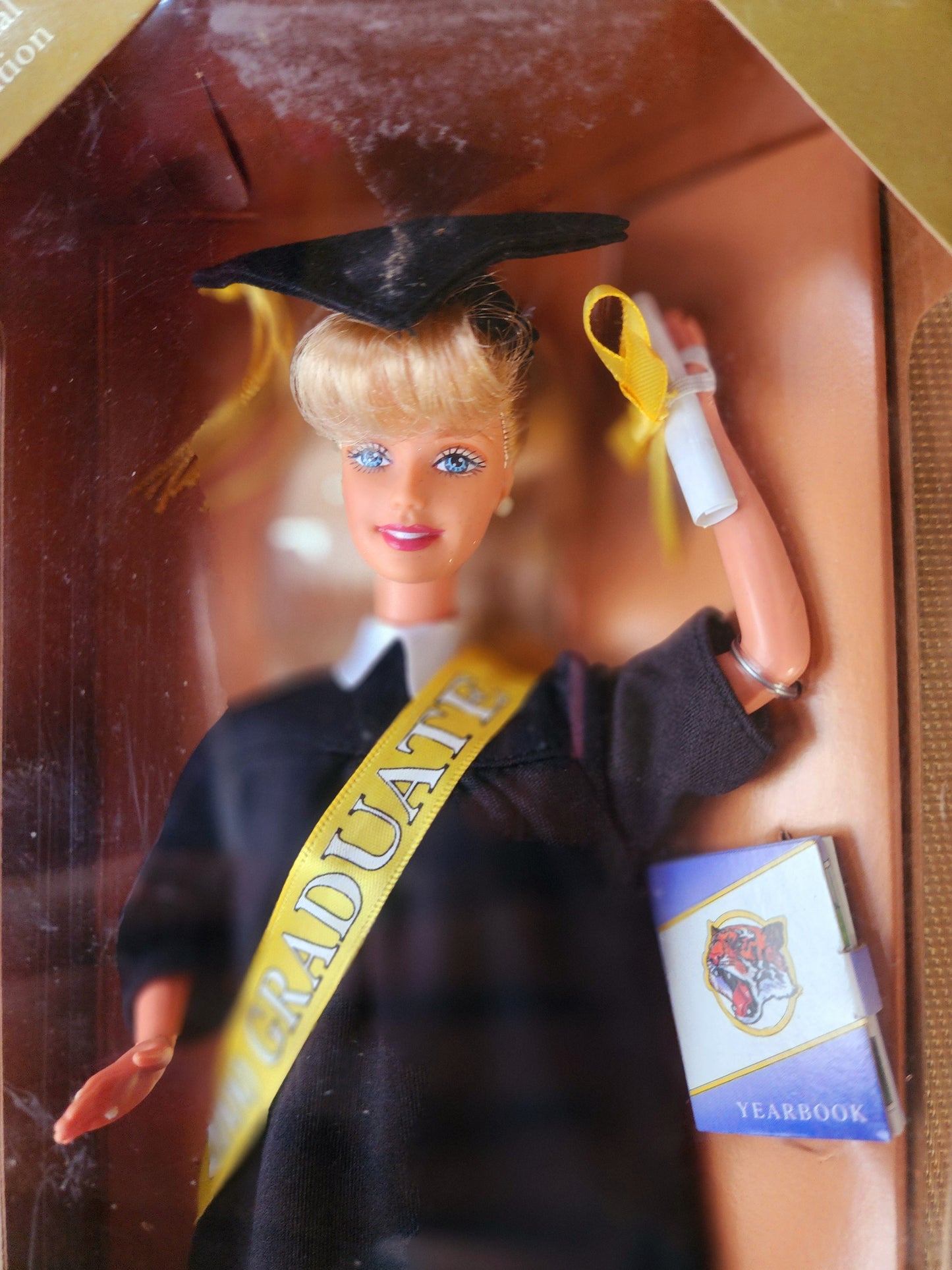 Mattel Barbie Doll Millenium Grad Special Edition Vintage 2000 New In Box #25708