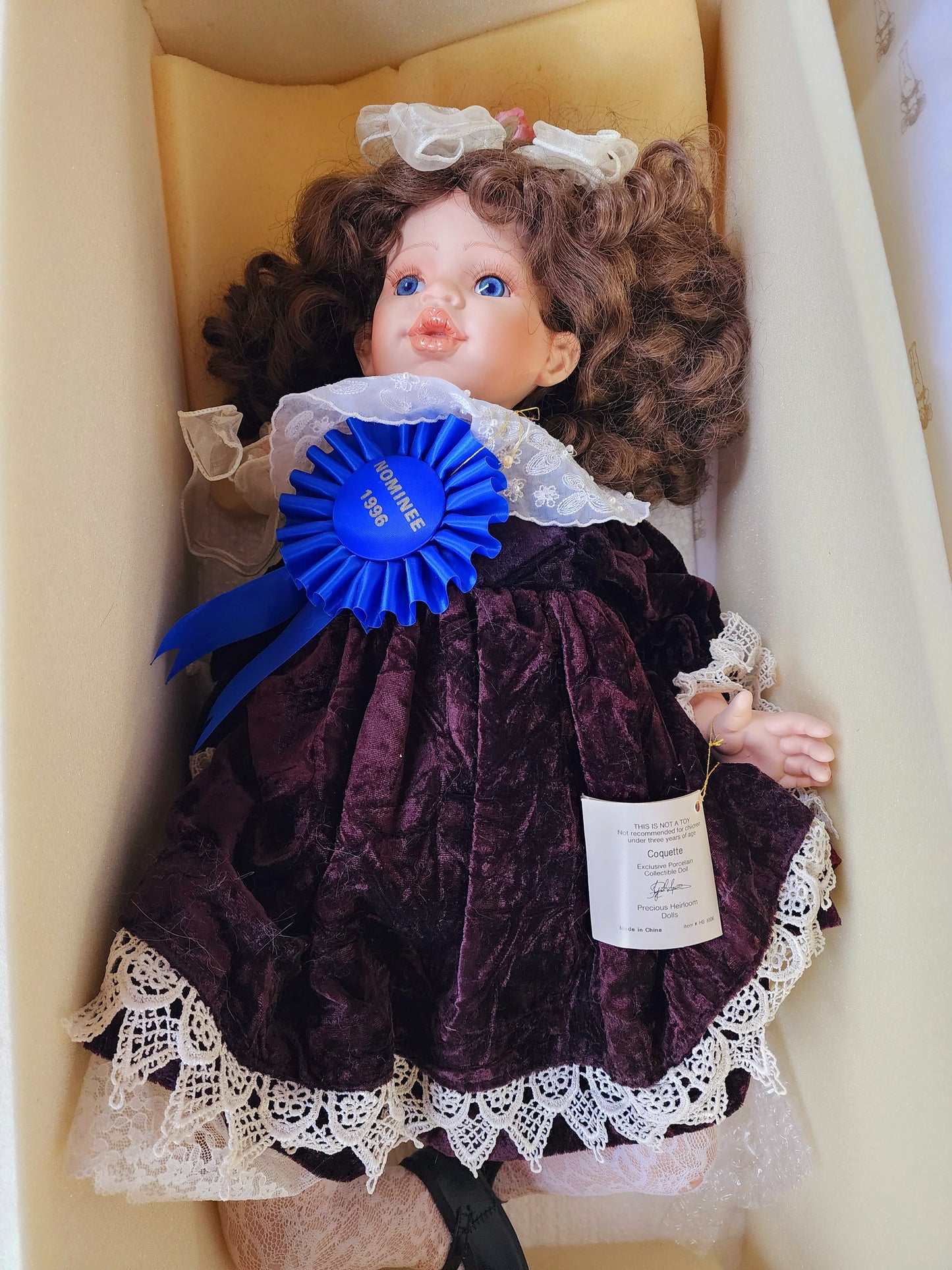 Precious Heirloom Doll Fayzah Spanos "Coquette" 16" Seated Limited Edition #547/2000, 1996 Nominee