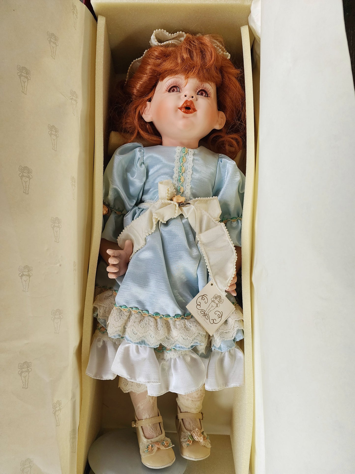 Cassandra 1994 25" Porcelain Doll by FayZah Spanos #1767/2000 Precious Heirloom Dolls