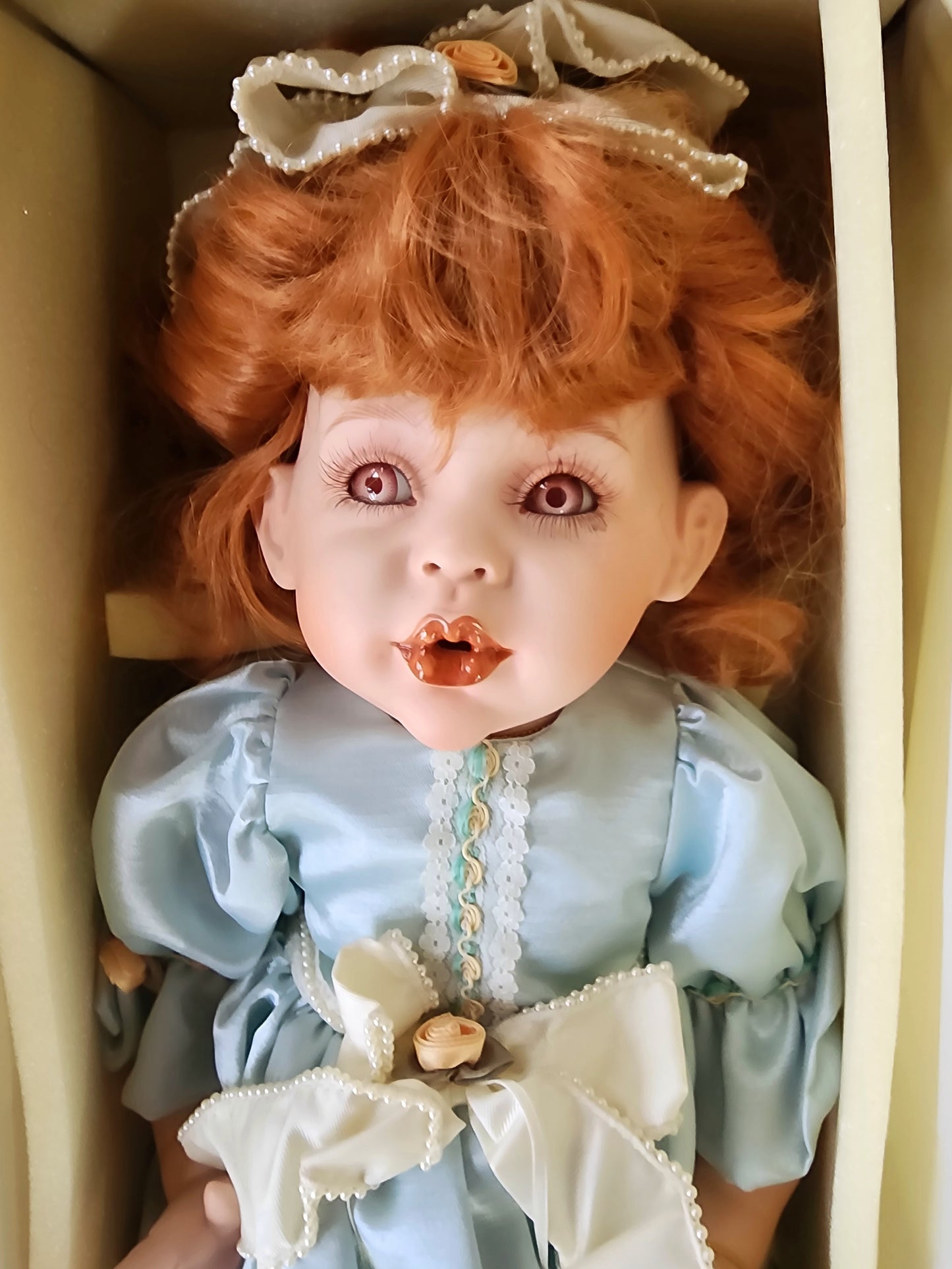 Cassandra 1994 25" Porcelain Doll by FayZah Spanos #1767/2000 Precious Heirloom Dolls