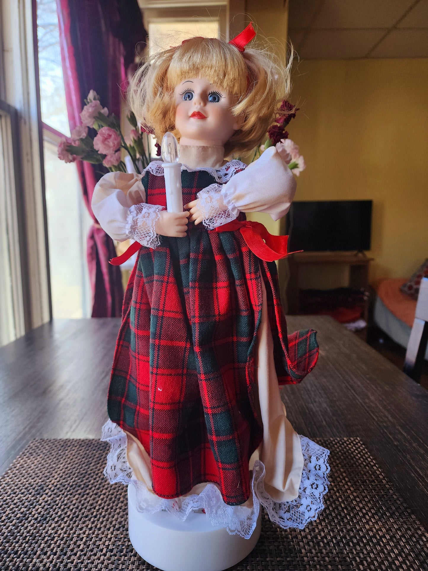 Trim A Home 18" Battery Operated Doll, Animated & Lighted, Woman In A Plaid Dress Holding A Candle