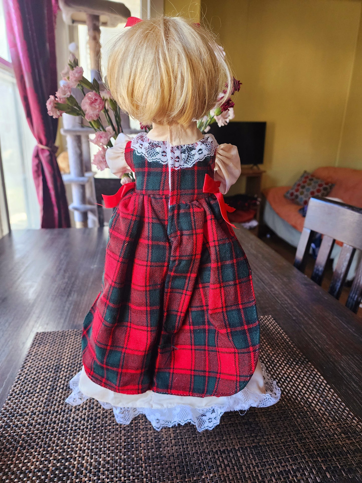 Trim A Home 18" Battery Operated Doll, Animated & Lighted, Woman In A Plaid Dress Holding A Candle