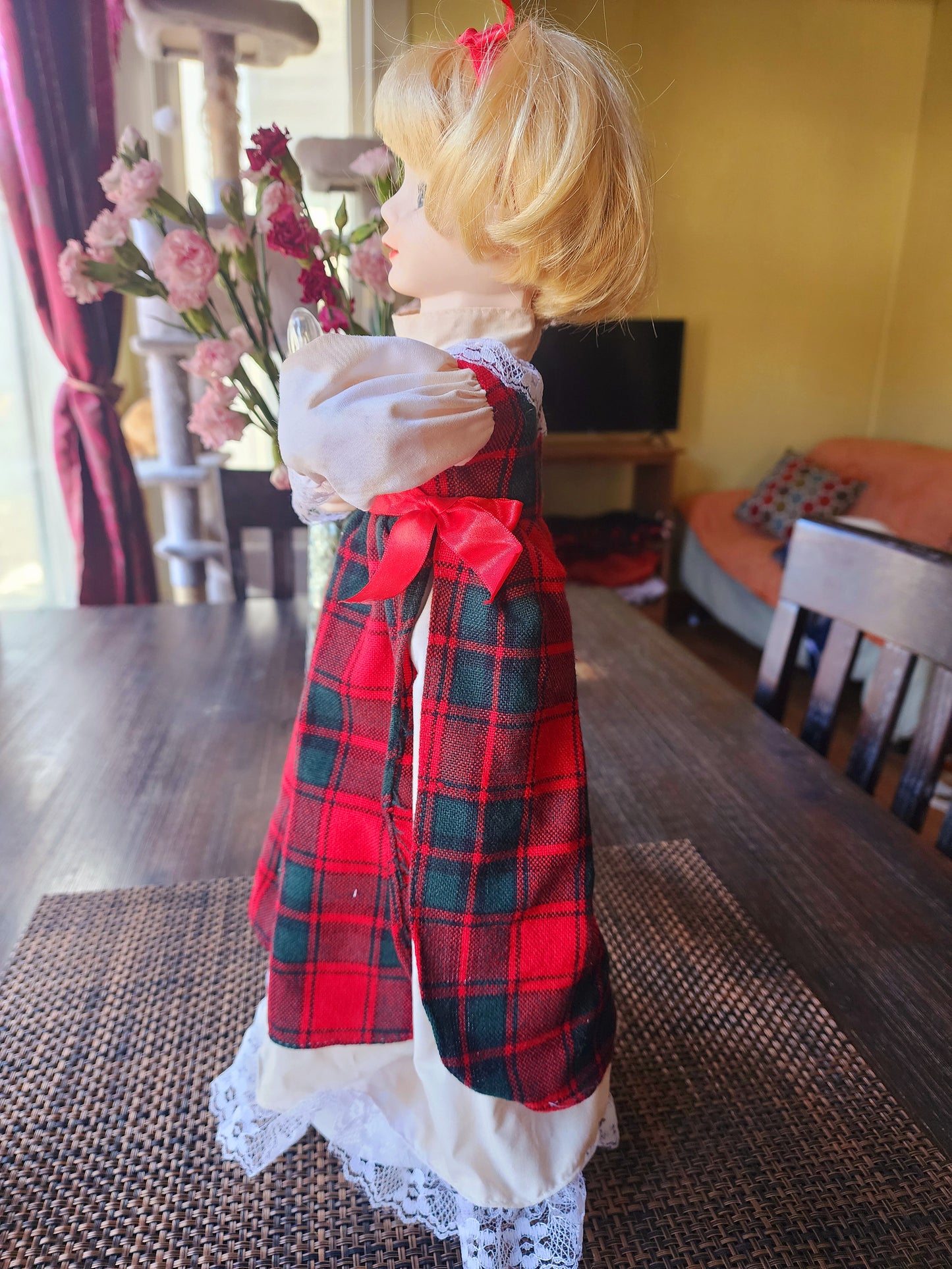 Trim A Home 18" Battery Operated Doll, Animated & Lighted, Woman In A Plaid Dress Holding A Candle