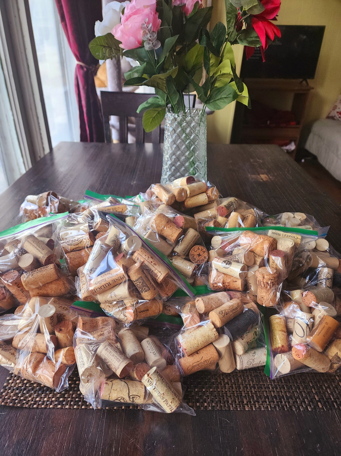 Premium Natural Used Wine Corks Lot of 519 Solid Cork Crafts Wedding