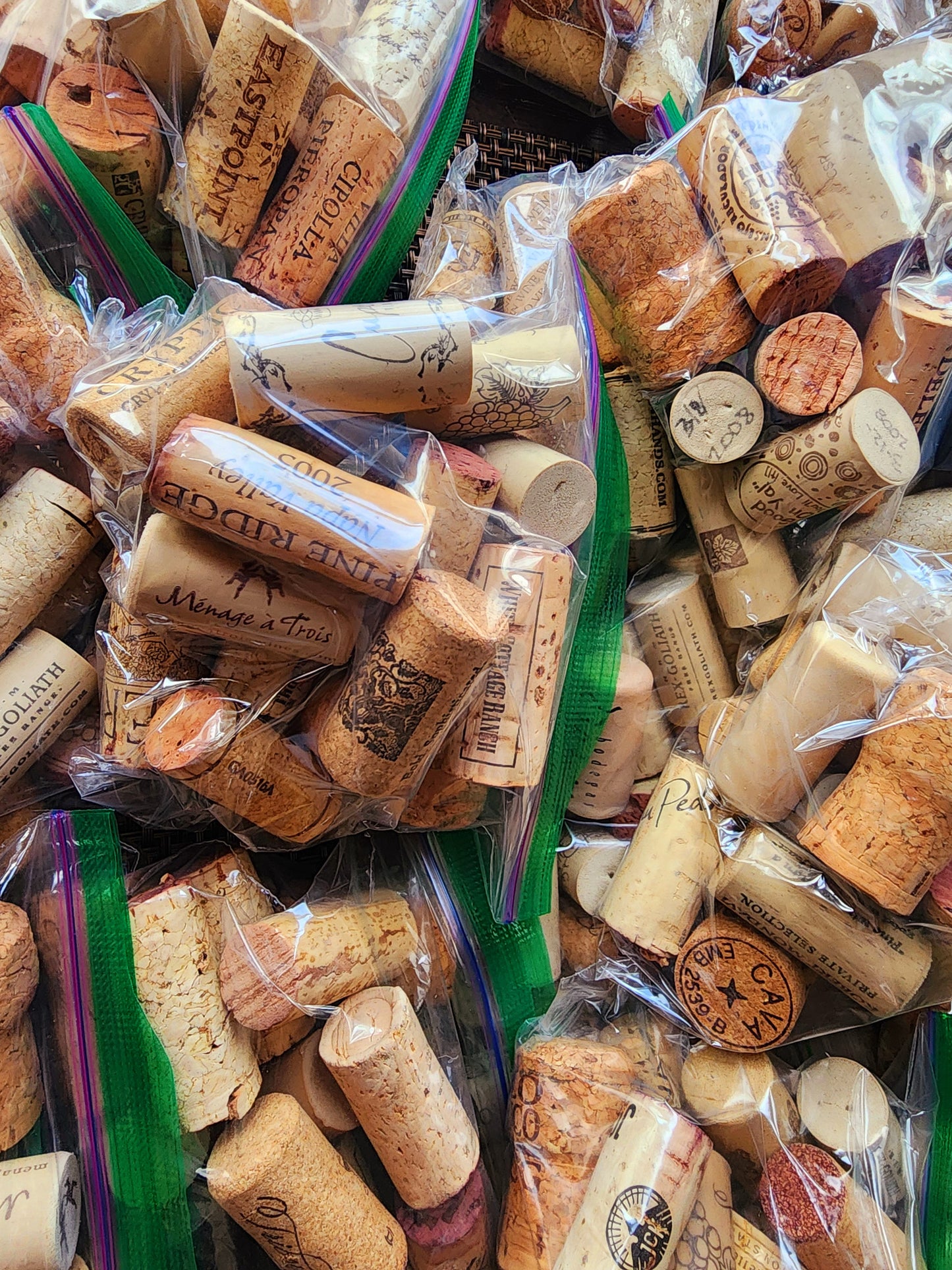 Premium Natural Used Wine Corks Lot of 519 Solid Cork Crafts Wedding