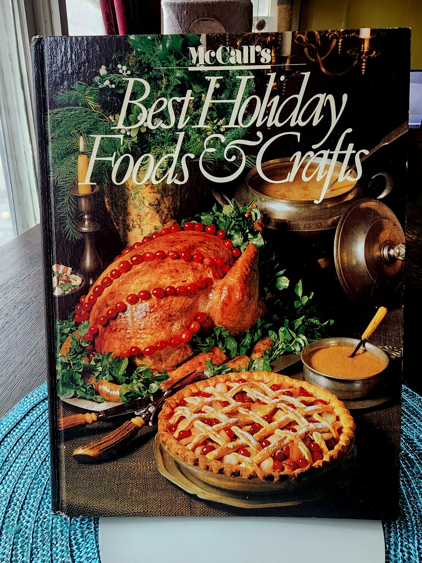 McCall's Best Holiday Foods & Crafts (Hardcover, 384 pages)