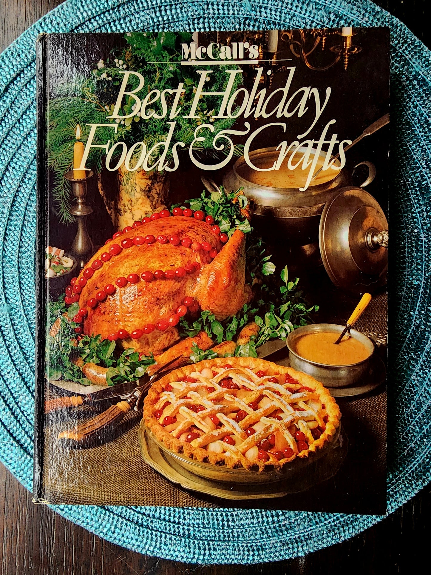 McCall's Best Holiday Foods & Crafts (Hardcover, 384 pages)