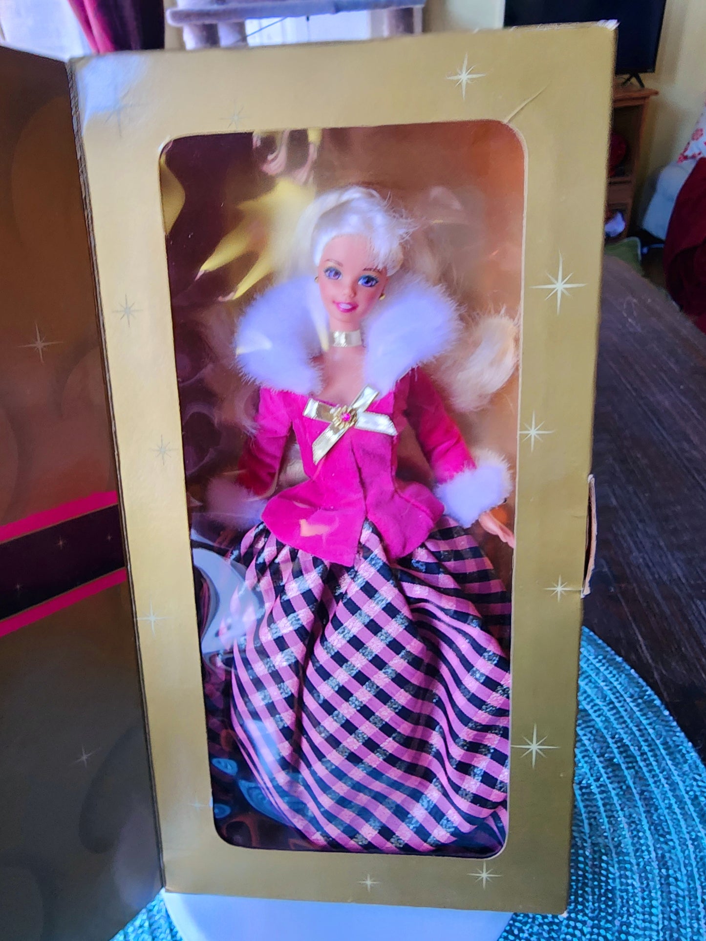 Barbie AVON Special Edition Winter Rhapsody #16353 1996 Mattel Blonde