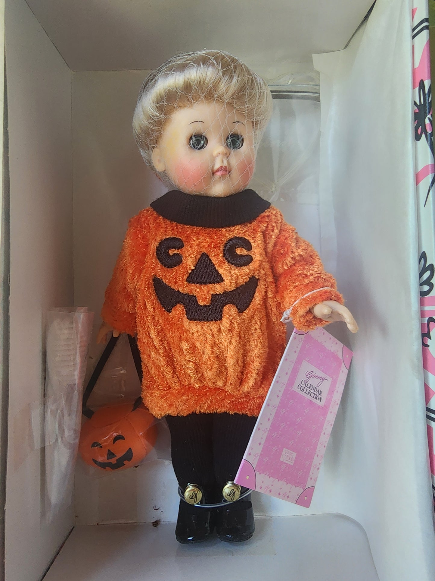 Vogue Ginny Doll 8in “Trick Or Treat” Calendar Series October New NRFB