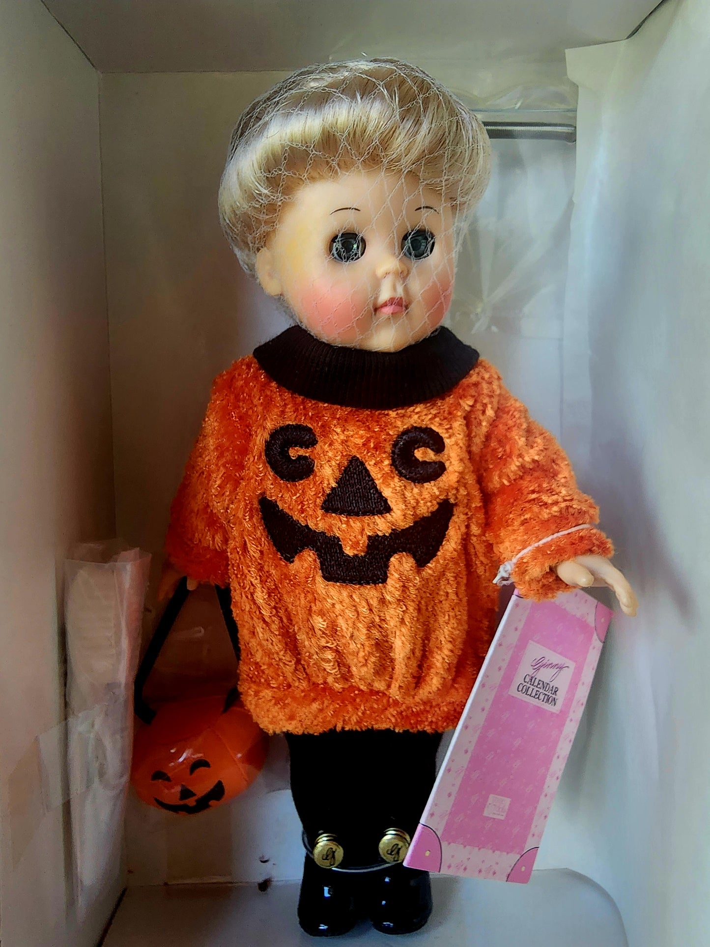 Vogue Ginny Doll 8in “Trick Or Treat” Calendar Series October New NRFB