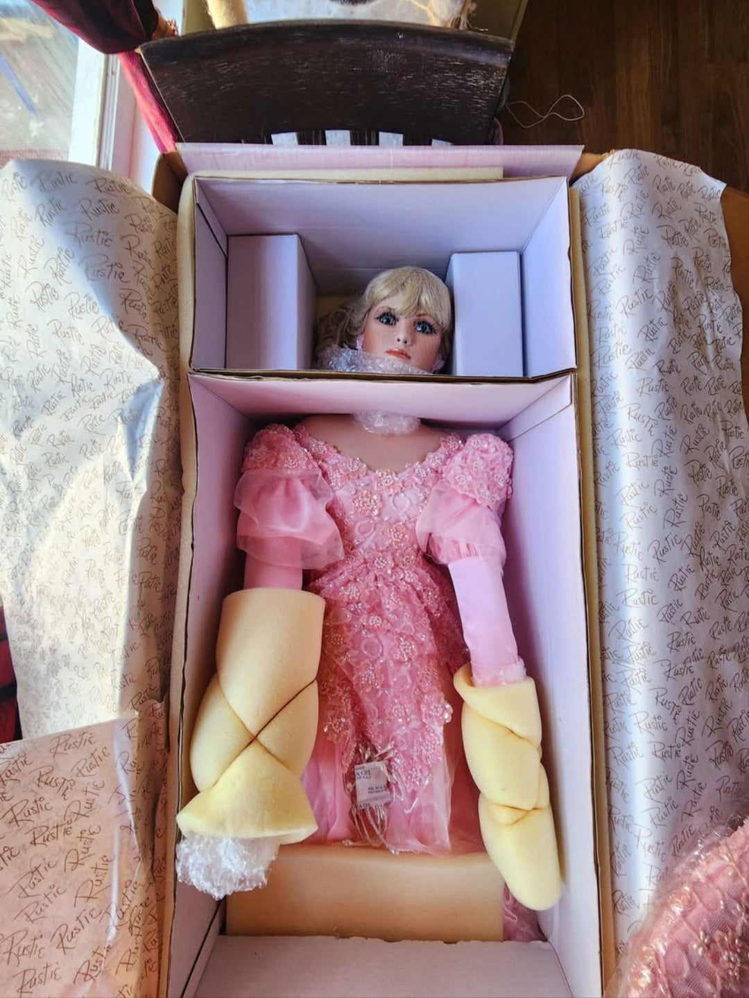 "Christa" Rustie Vintage Porcelain Doll w/, LPink Umbrella, Lmtd. Ed NIB Mint Condition