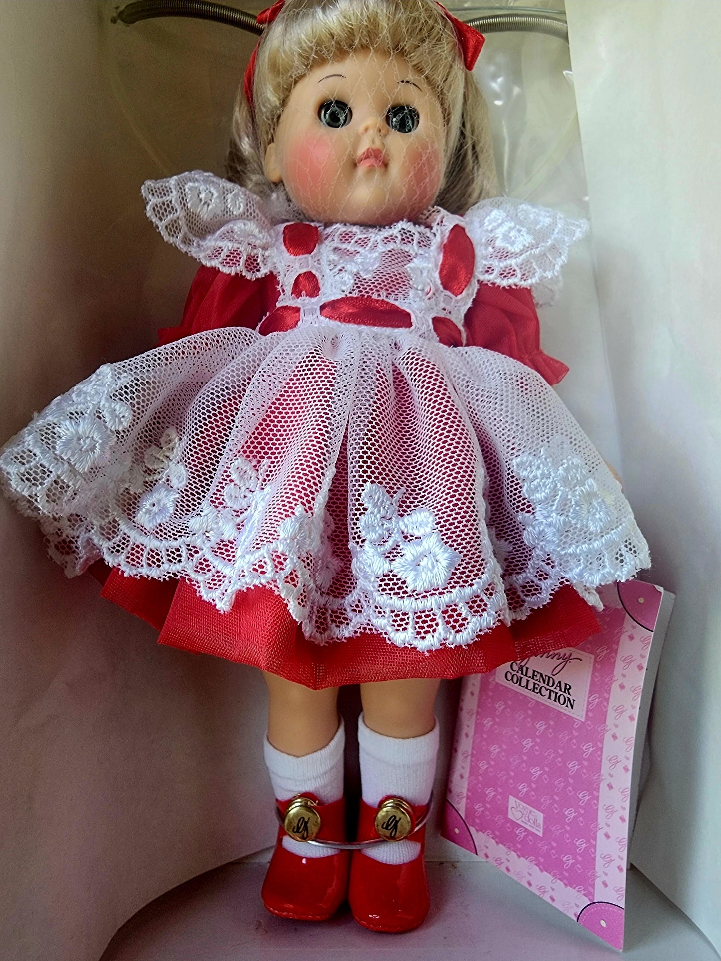 Vogue Doll Company Hi I’m Ginny February Valentine Girl New, NRFB