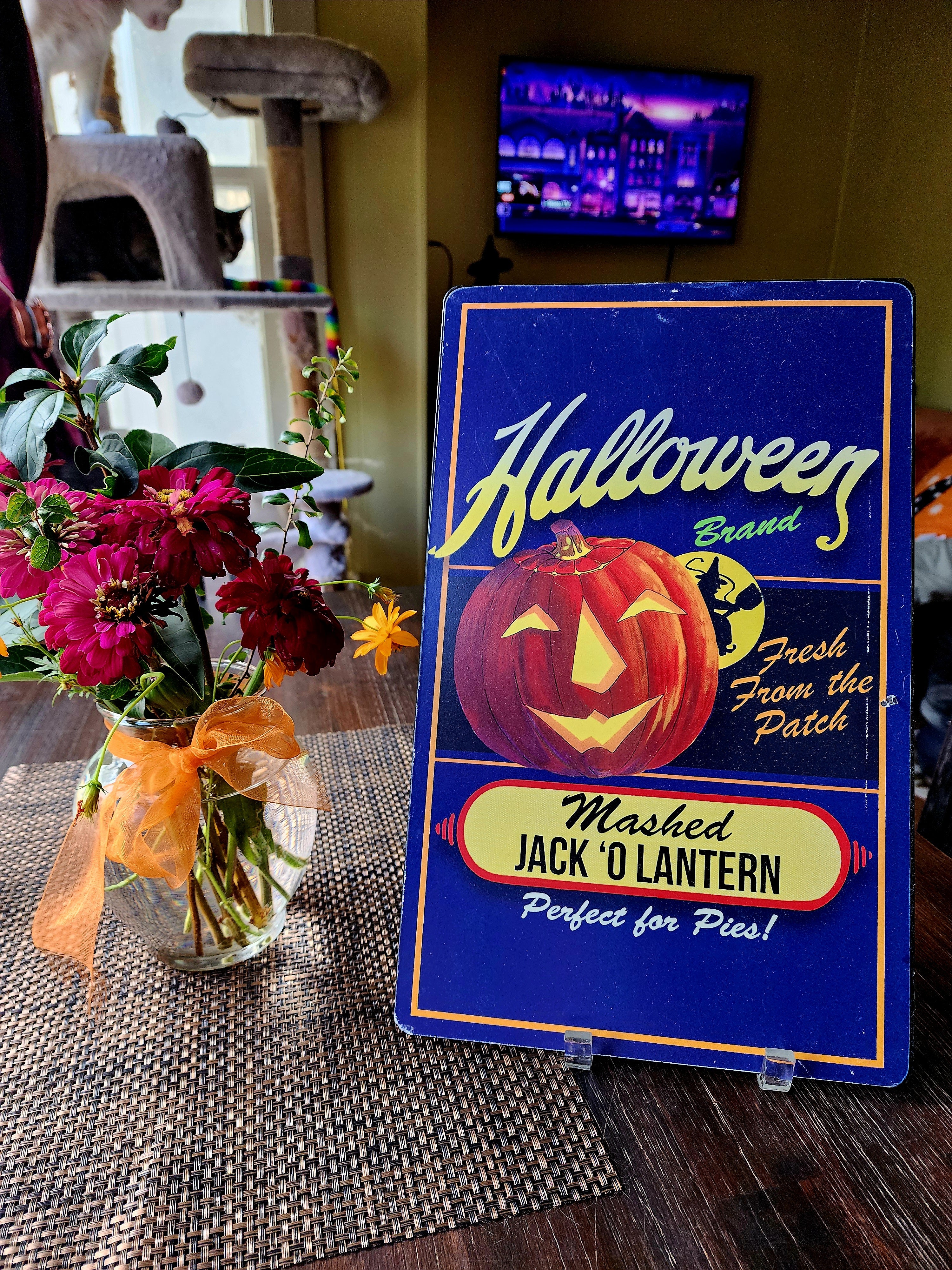 Metal Halloween Sign Wall Hanging Vintage Style Mashed Jack O