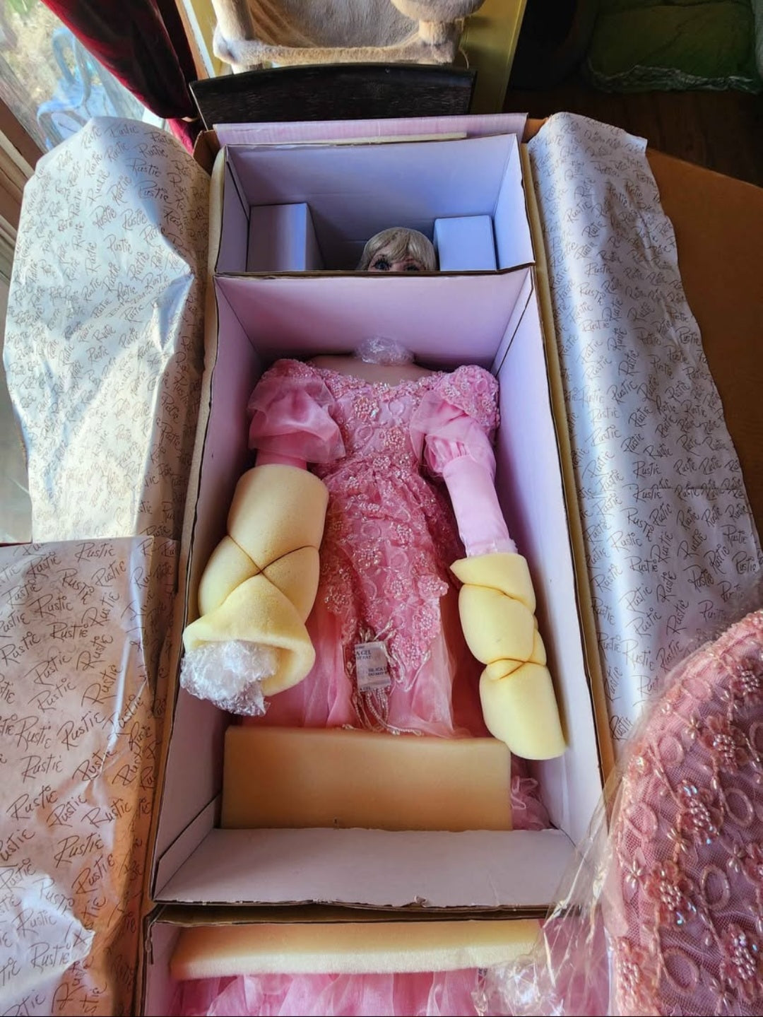 "Christa" Rustie Vintage Porcelain Doll w/, LPink Umbrella, Lmtd. Ed NIB Mint Condition