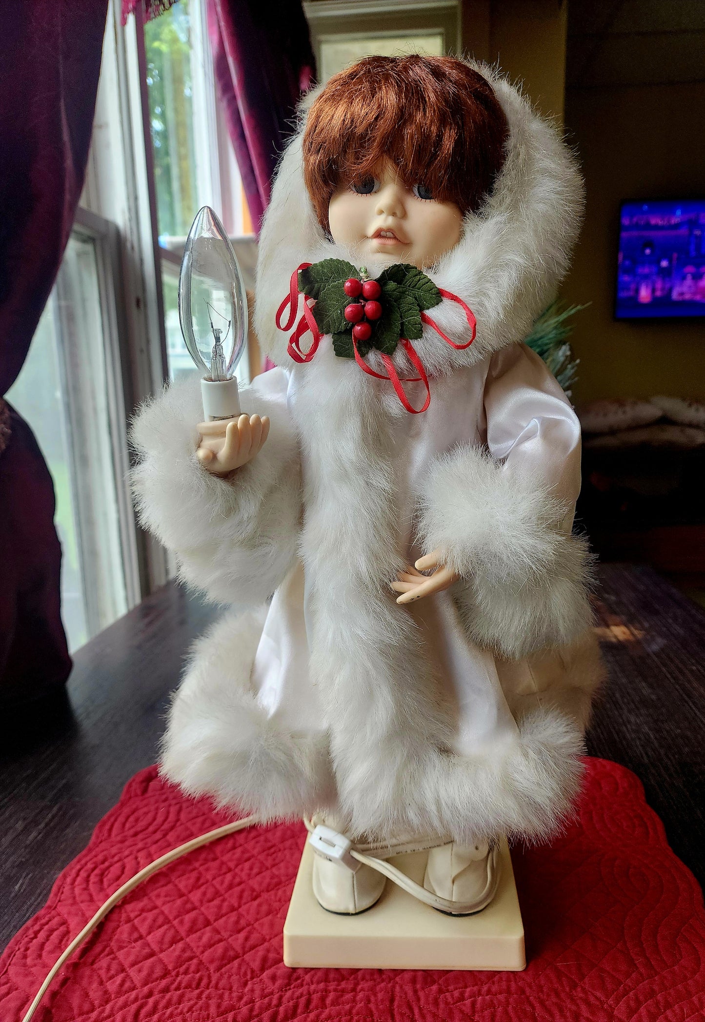 Snow Princess Christmas Girl by Telco Motion-ette' Lighted Christmas Girl 1991