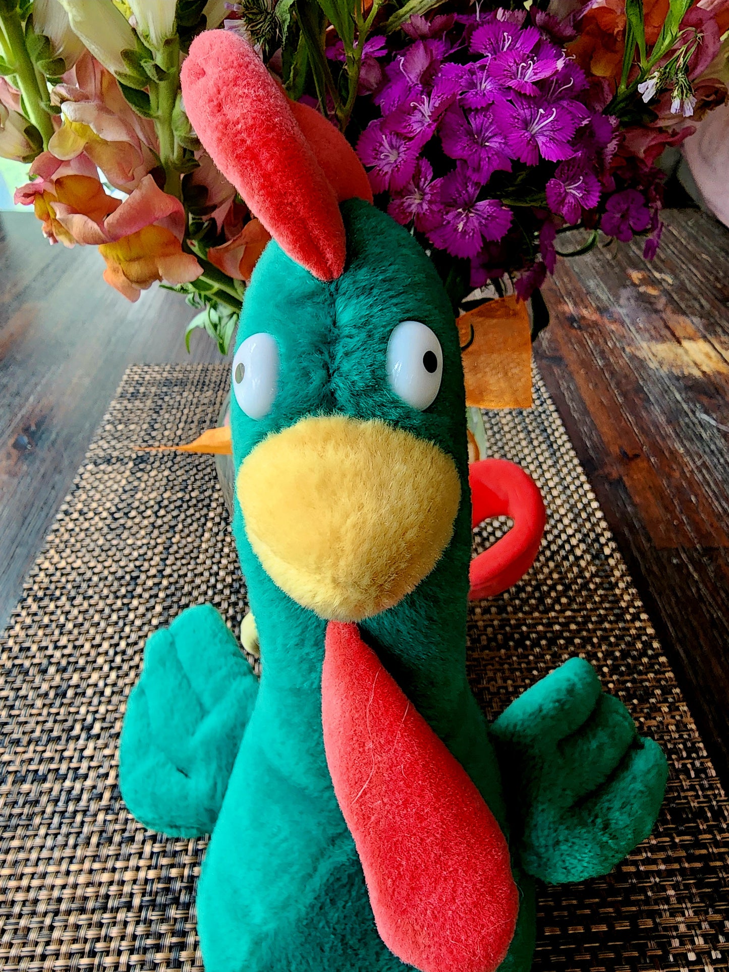 RARE Kellogg's Corn Flakes Rooster 1998 Kellogg's Cereal City Plush